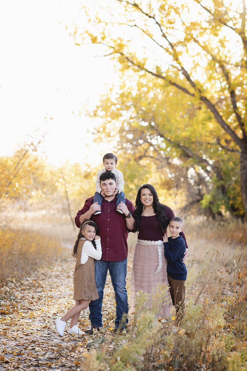 40 Family Christmas Photo Shoot Ideas for 2022 | Minted